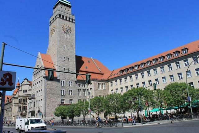 Berlin Mal Anders Erleben - Hier Tobt Das Leben Extérieur photo